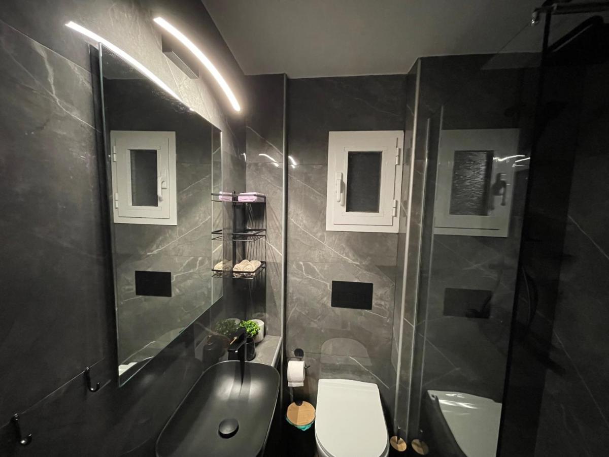 Deko Apartment 135 Tesalonika Bagian luar foto
