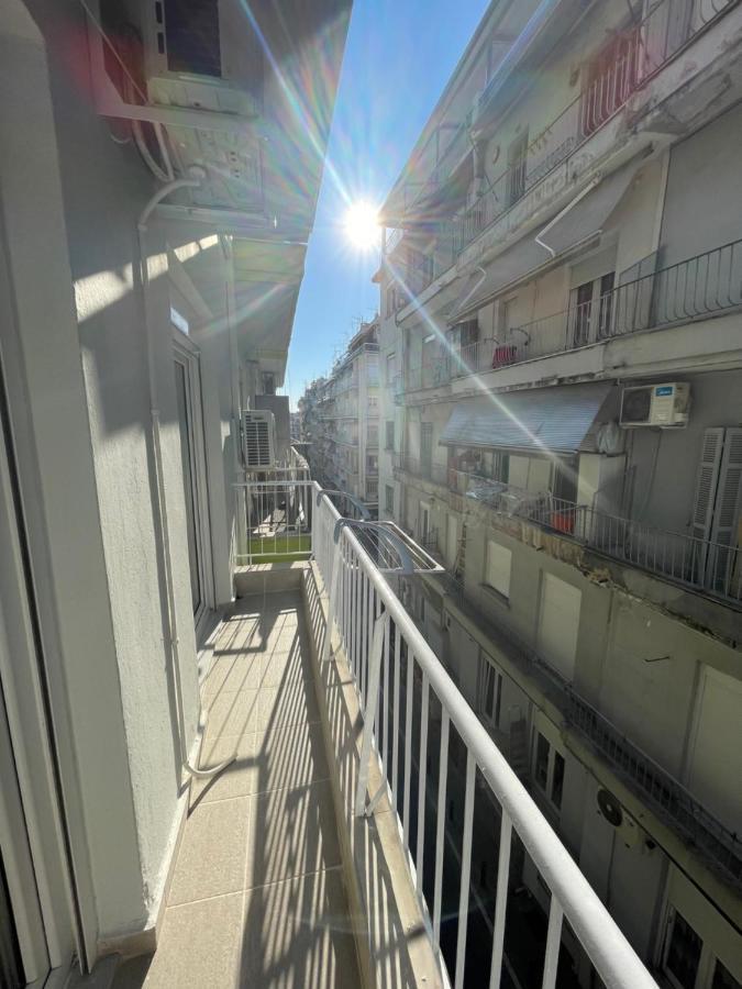 Deko Apartment 135 Tesalonika Bagian luar foto